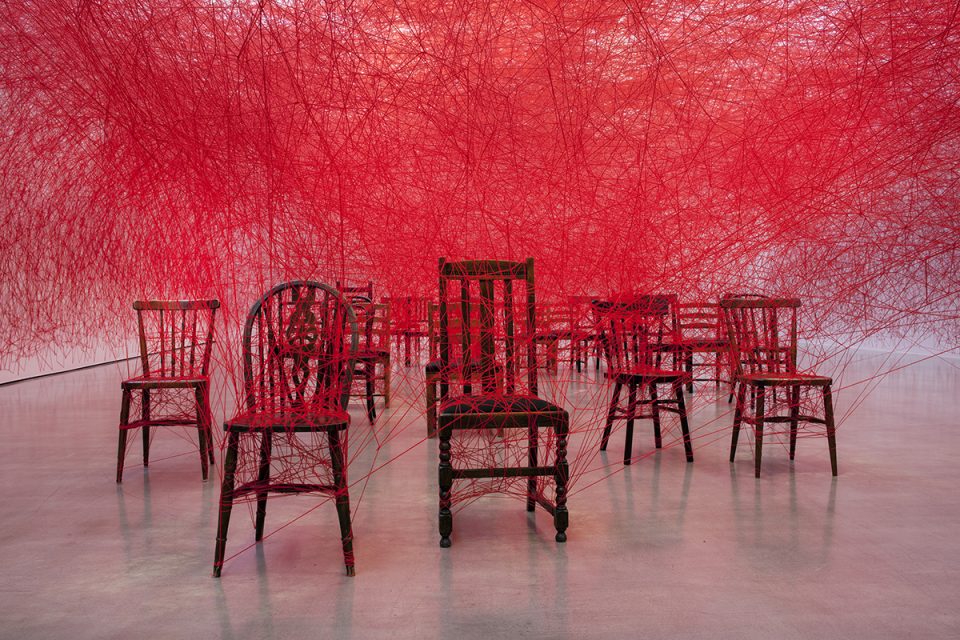 Chiharu Shiot - The Distance